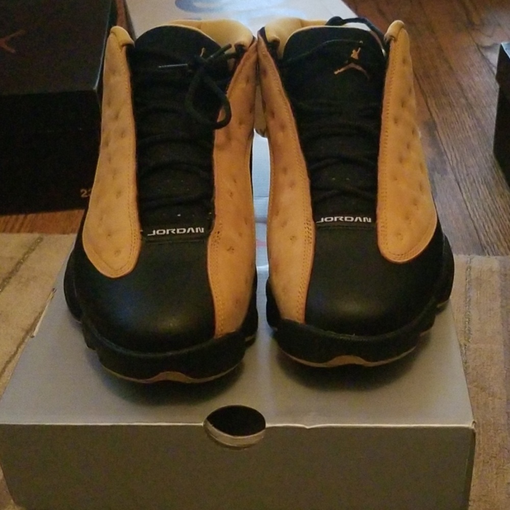 Air Jordan 13 retro low